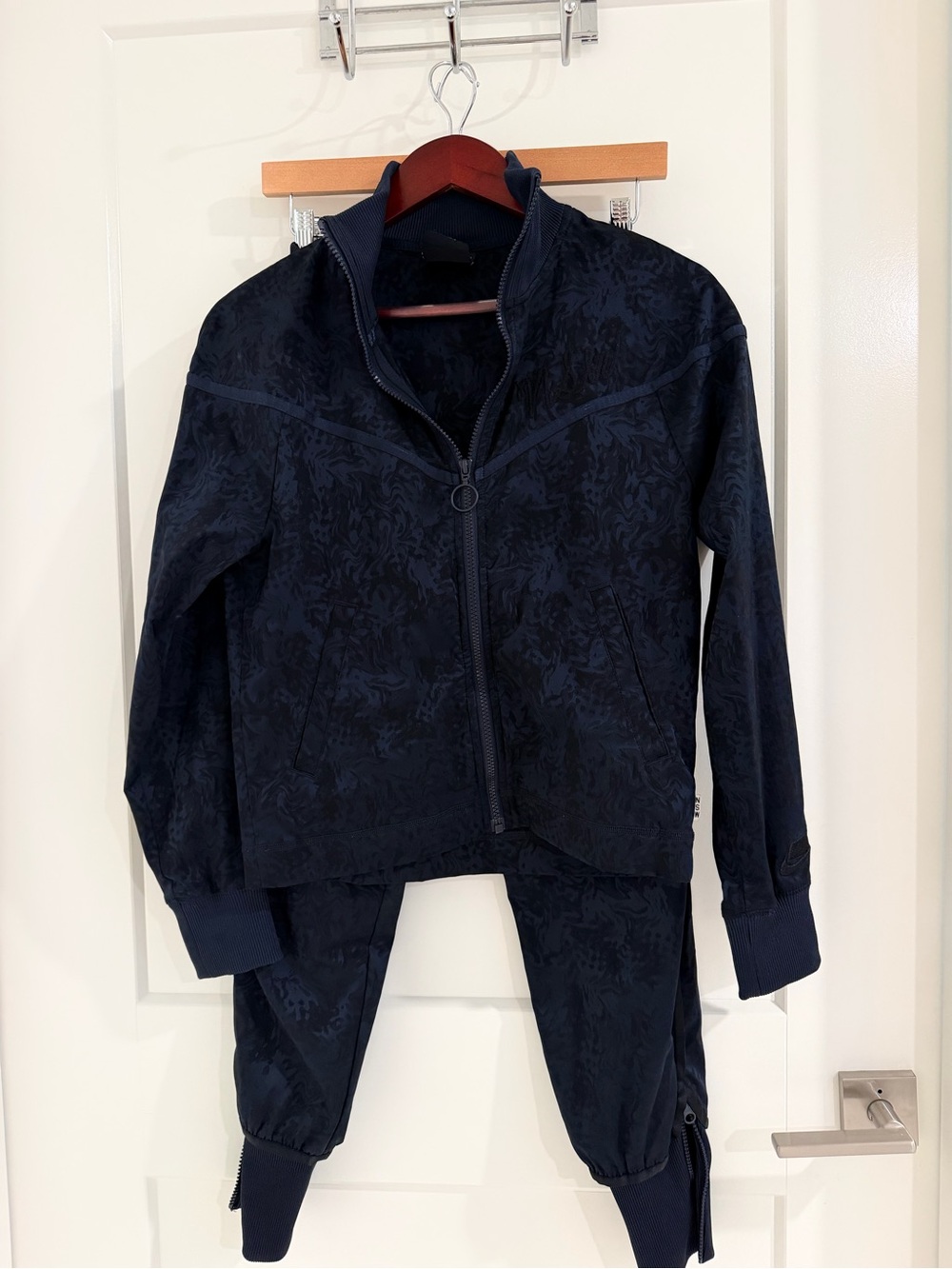 Nike Navy Textured Zip Jacket & Joggers Set